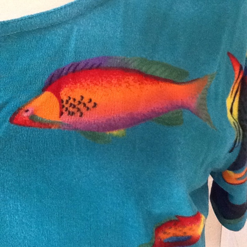 Fish Shirt Multicolored Spandex Short Sleeve Size Medium - Picture 4 of 8